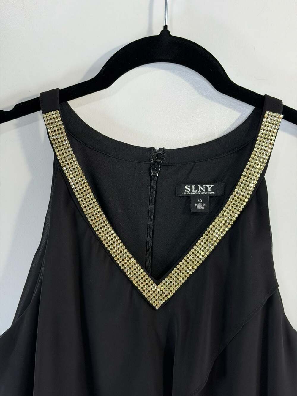 SLNY Black Chiffon Tiered Ruffle Cocktail Dress with Rhinestone V-Neck Size 10 - Picture 4 of 9